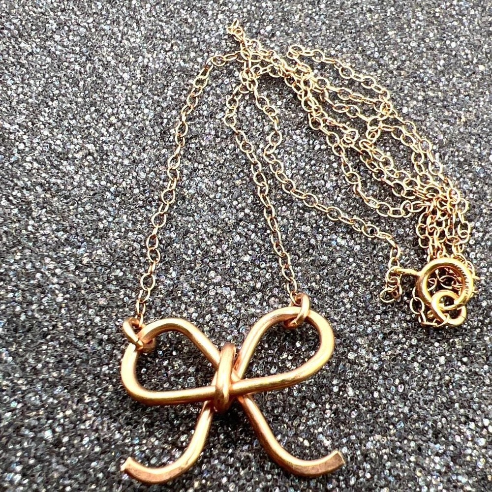 Rose Gold Bow Necklace GF 16" Minimalist Dainty Girly .5"‎ X .5"